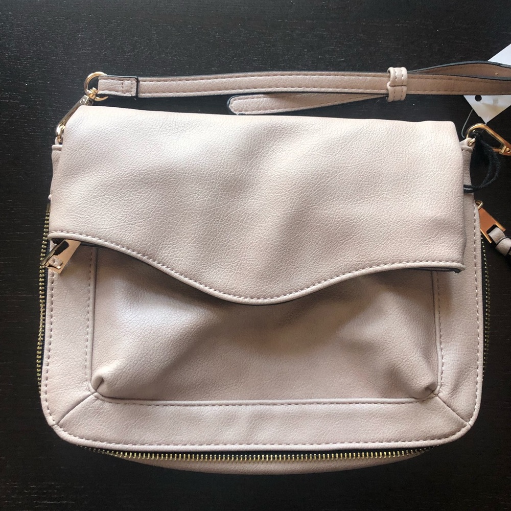Moda Luxe crossbody purse